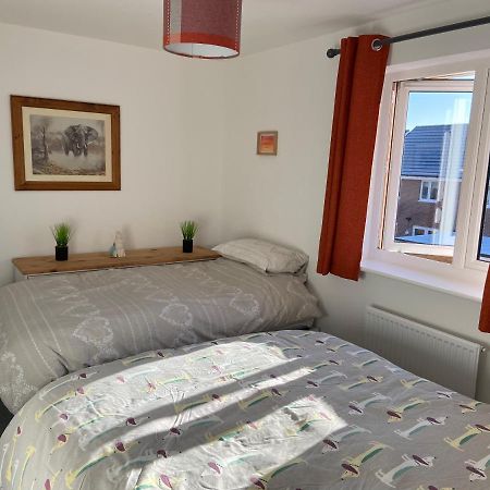 Modern 2 Bed Nestled In The Abergavenny Hills Villa ภายนอก รูปภาพ