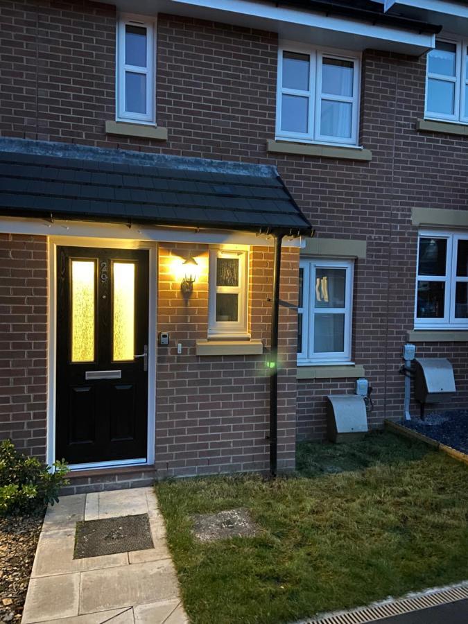 Modern 2 Bed Nestled In The Abergavenny Hills Villa ภายนอก รูปภาพ