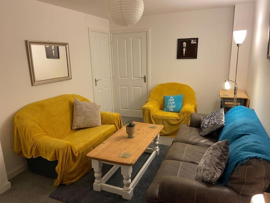 Modern 2 Bed Nestled In The Abergavenny Hills Villa ภายนอก รูปภาพ