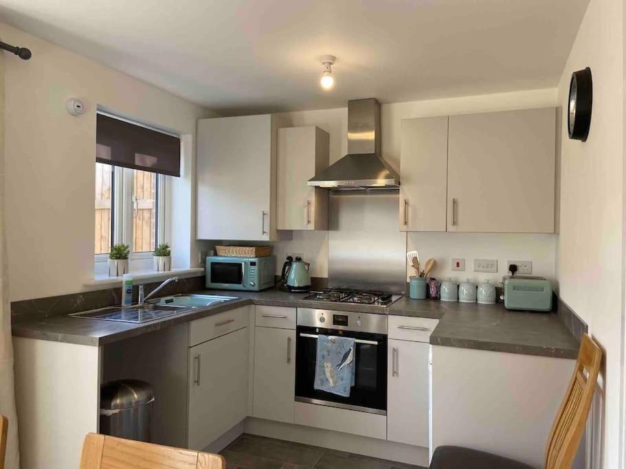 Modern 2 Bed Nestled In The Abergavenny Hills Villa ภายนอก รูปภาพ