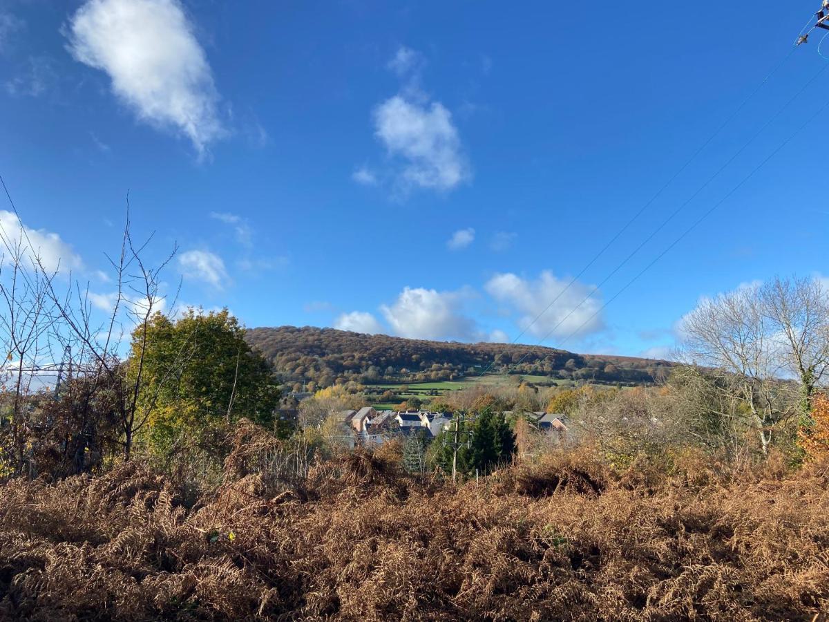 Modern 2 Bed Nestled In The Abergavenny Hills Villa ภายนอก รูปภาพ